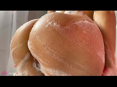 ❤️ Brunette වයිබ්රේටරය සමඟින් පුසි ස්වයං වින්දනයේ යෙදී ස්නානය කිරීමේදී දැඩි ලෙස සුරාන්තයට පත් කරයි ️ Sex video si.heatpumpcenter.top